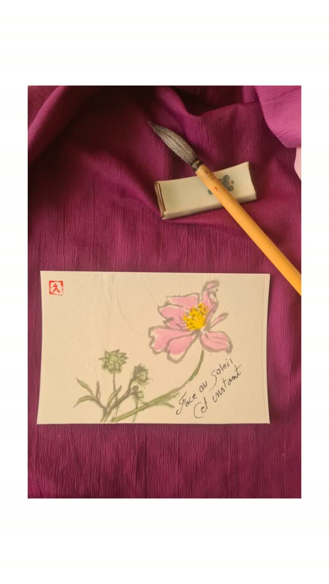 J'ai testé un étonnant papier pour etegami qui se fixe sur papier épais au fer à repasser. Ici pour une fleur et un fruit d'automne.
A tester également en superposition pour les effets de transparence. 
.
.
.
#etegami
#washi 
#autumncolors